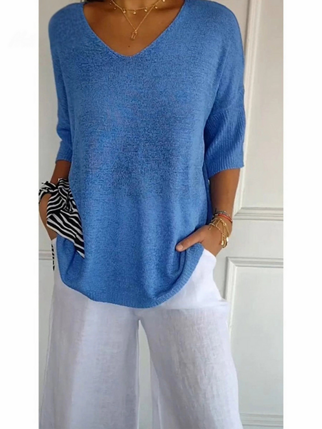 Clara – Knitted V-Neck Sleeve Top
