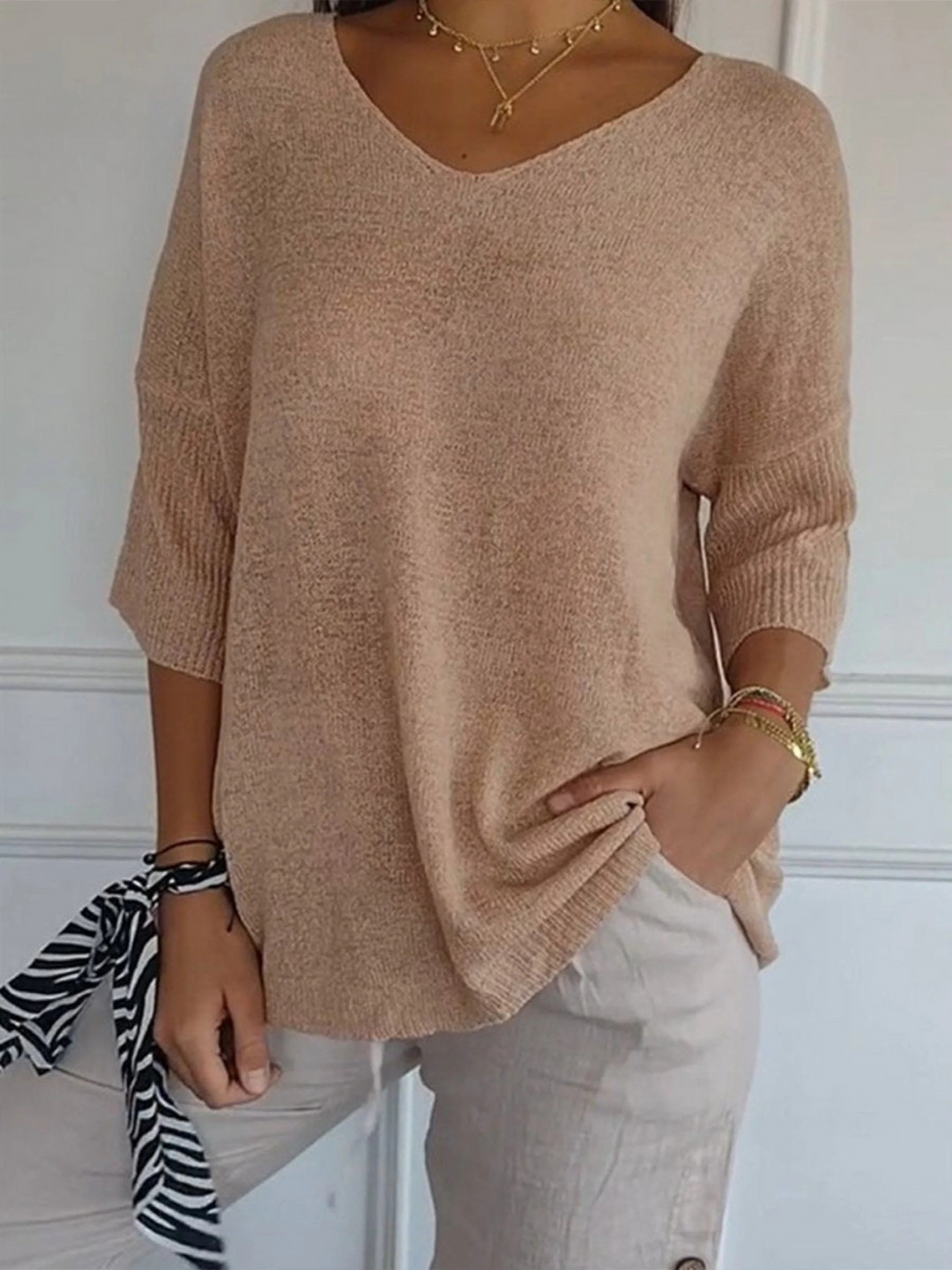 Clara – Knitted V-Neck Sleeve Top