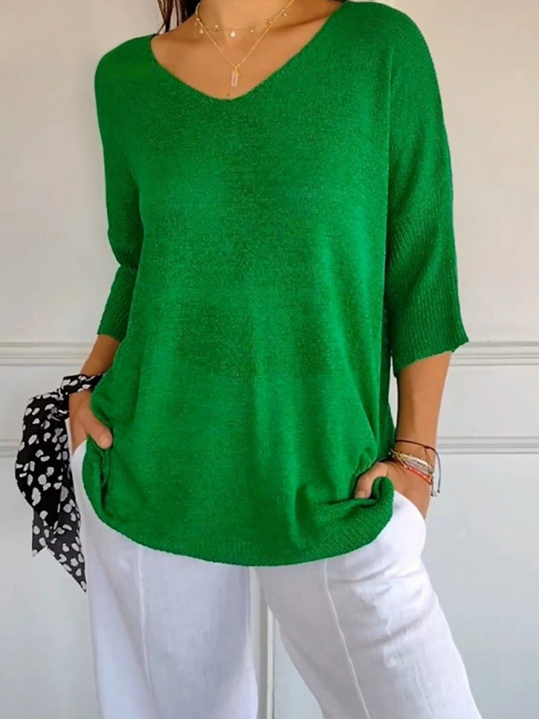 Clara – Knitted V-Neck Sleeve Top