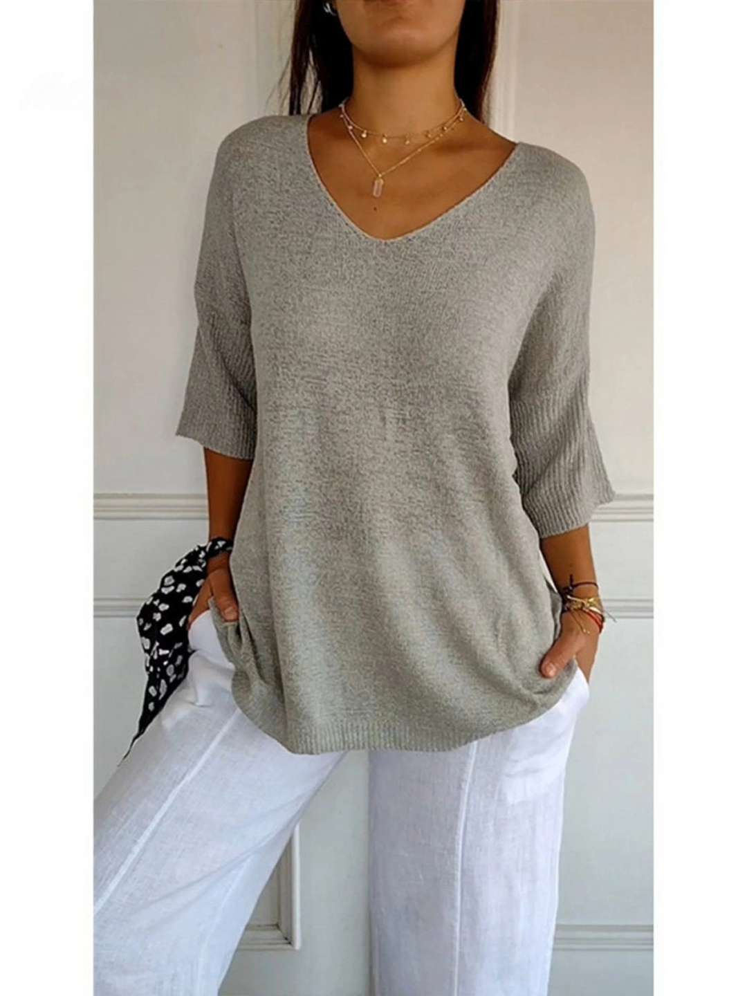 Clara – Knitted V-Neck Sleeve Top
