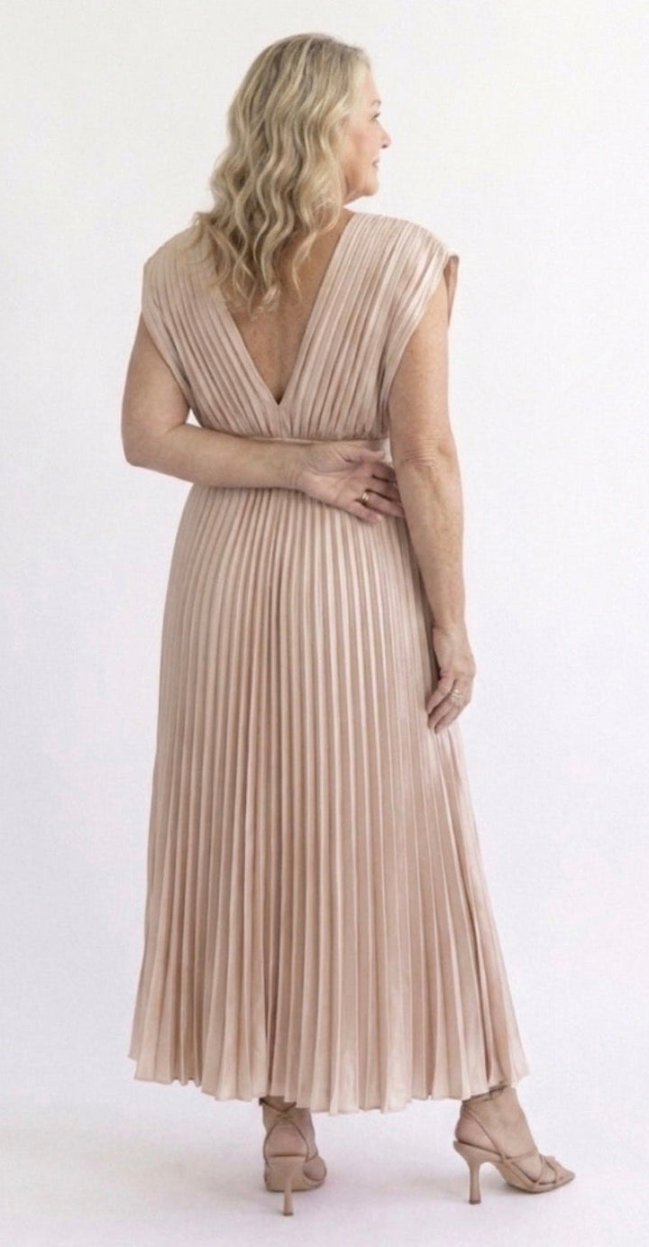 Constance | Timeless Pleated Midi Dress