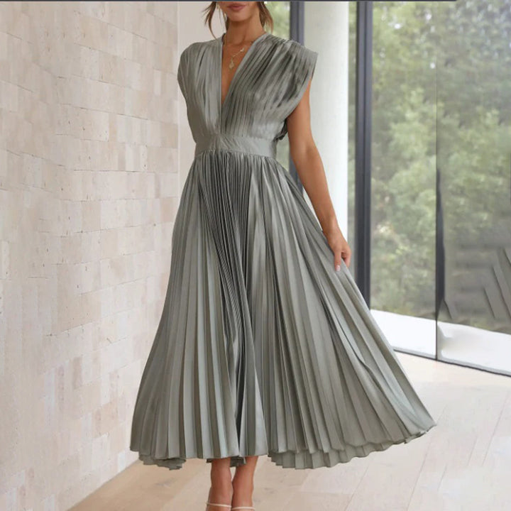 Constance | Timeless Pleated Midi Dress