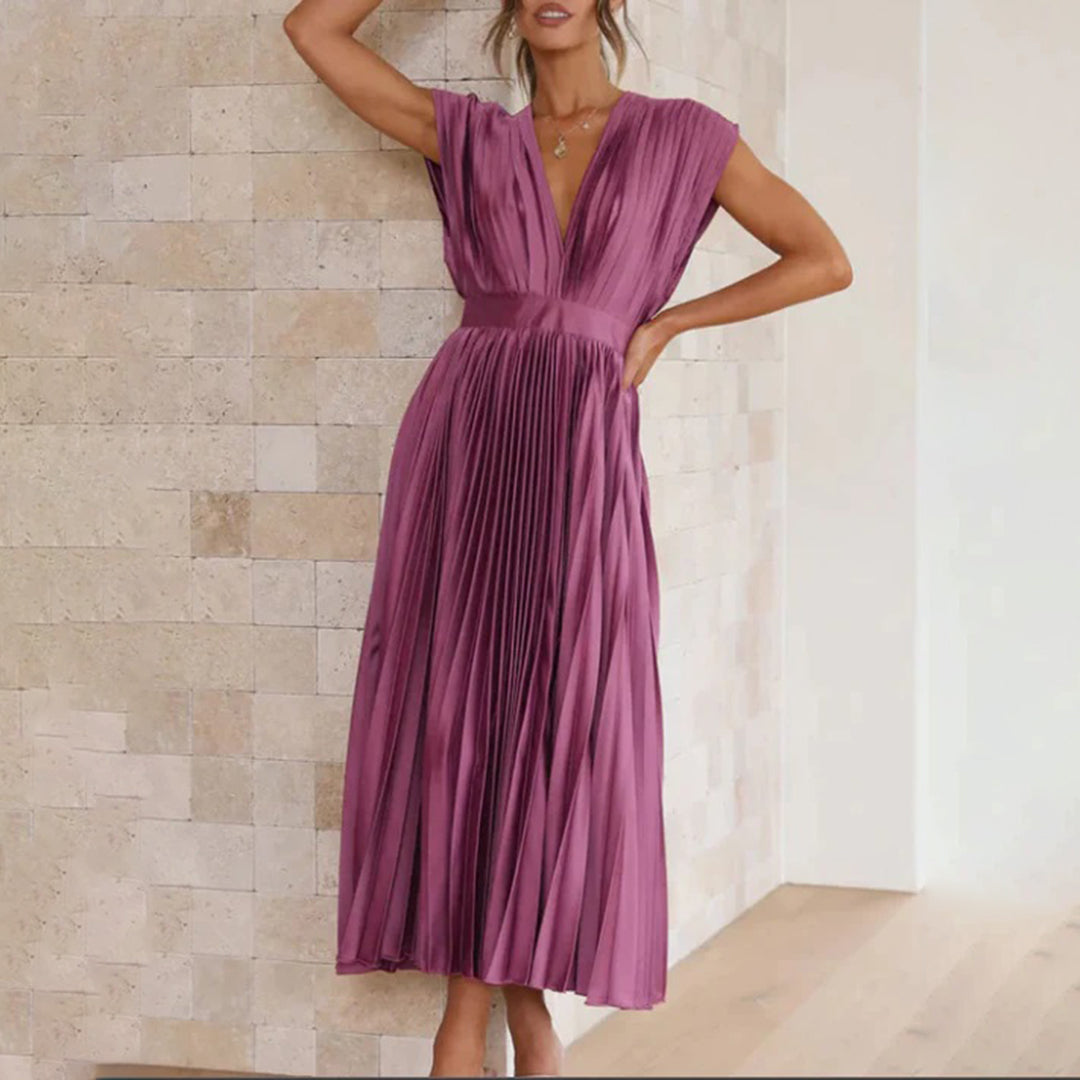 Constance | Timeless Pleated Midi Dress
