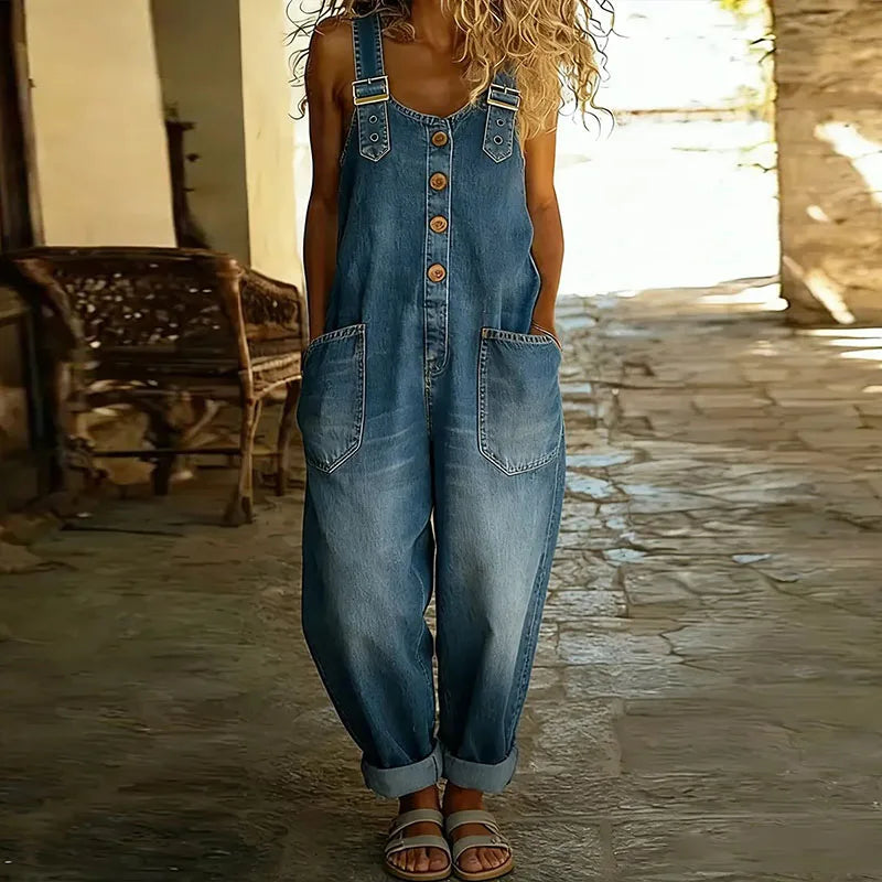 Carmen - Vintage denim jumpsuit in soft cotton with adjustable straps