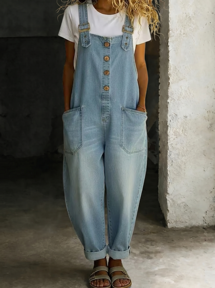 Carmen - Vintage denim jumpsuit in soft cotton with adjustable straps